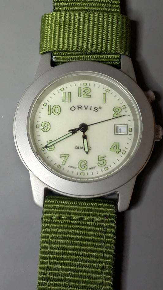 Orvis Unisex size quartz field watch with new battery and new NATO band. In great condition and keeps good time.